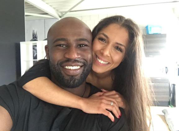 Immersive coaching smiling together